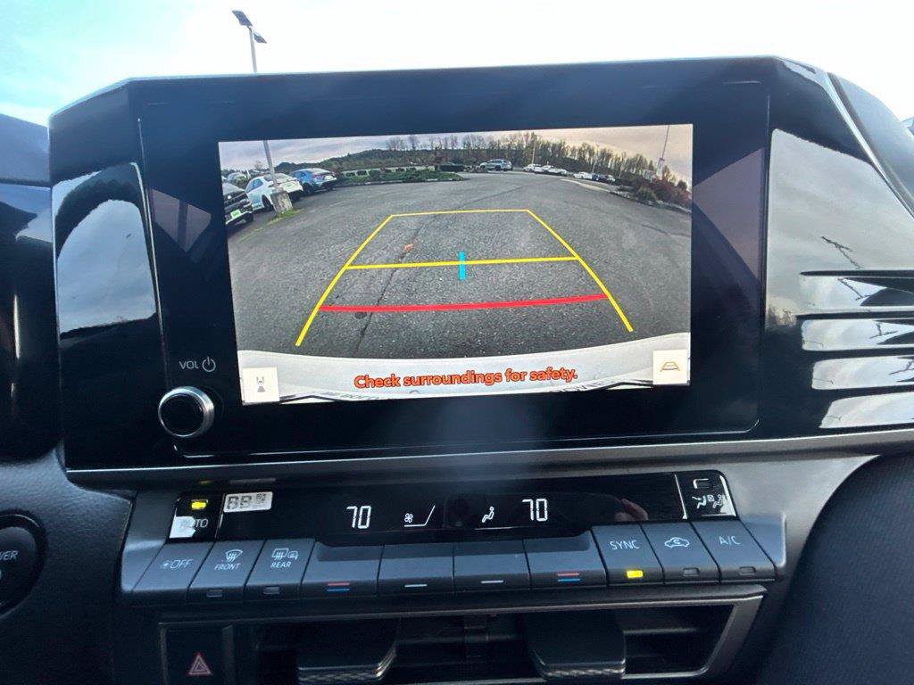 Used 2026 Toyota Camry LE FWD image 22