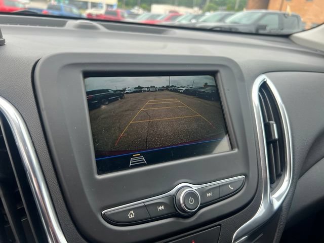 Used 2019 Chevrolet Equinox LT w/ Driver Convenience Package AWD/4WD image 13
