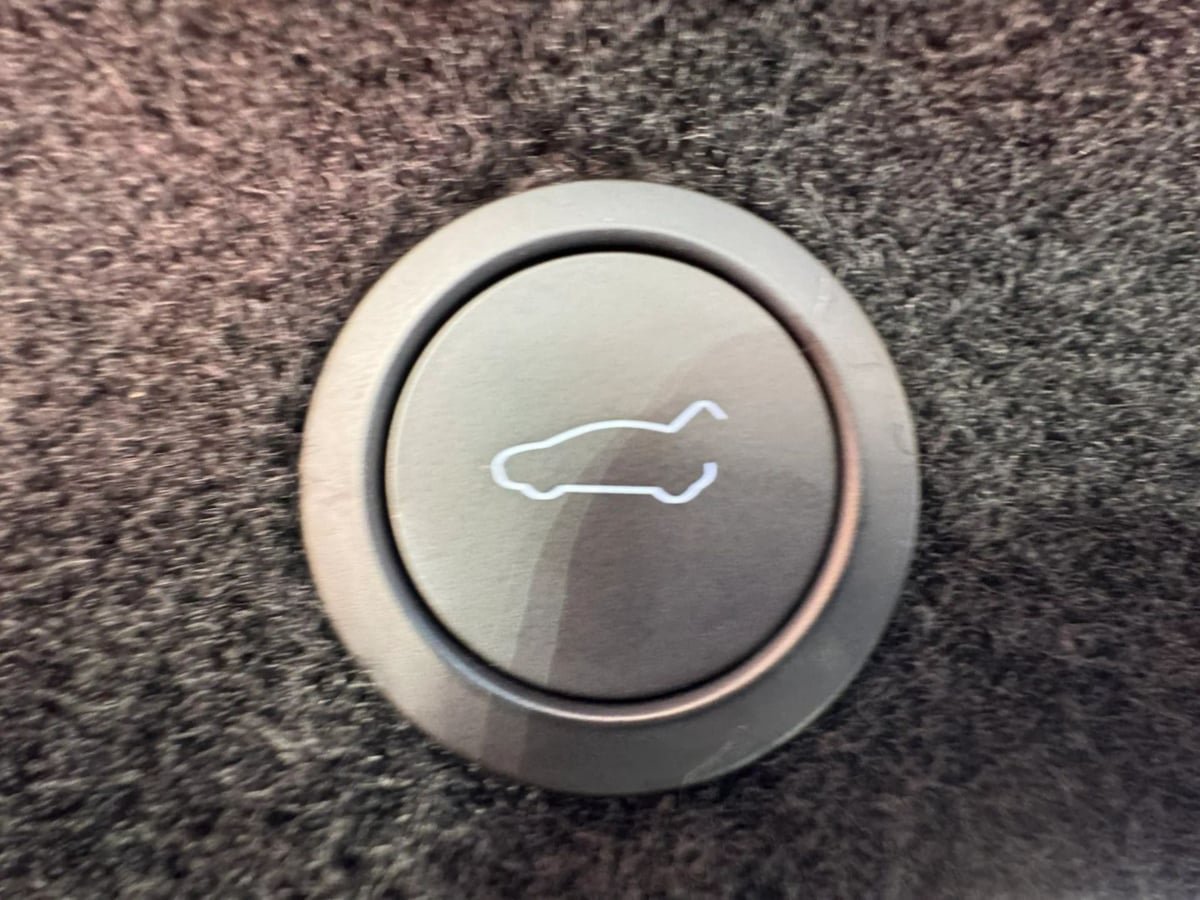 Used 2026 Tesla Model Y AWD image 47