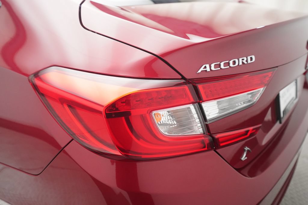 Certified 2018 Honda Accord LX image 31