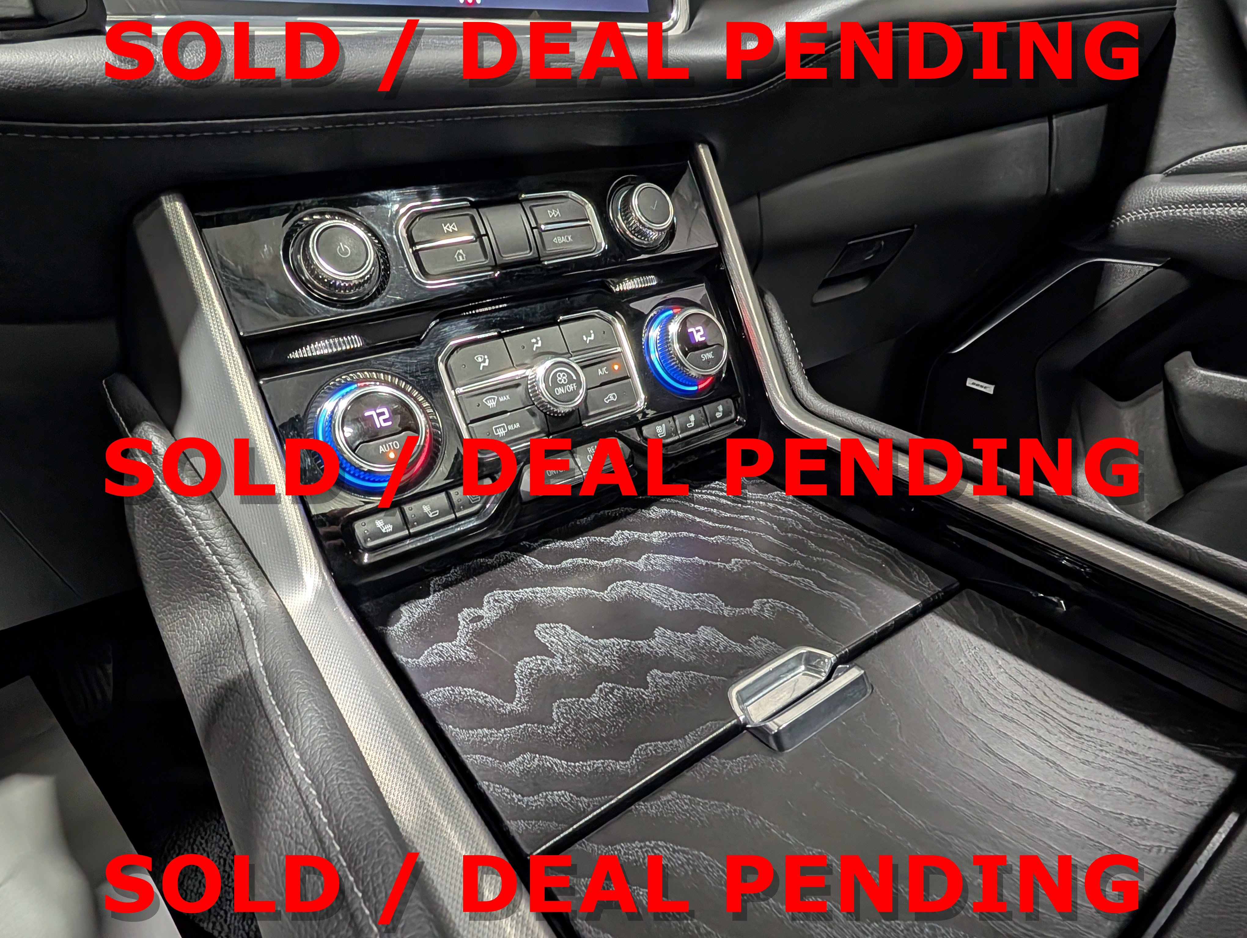 Used 2022 GMC Yukon Denali AWD/4WD image 24