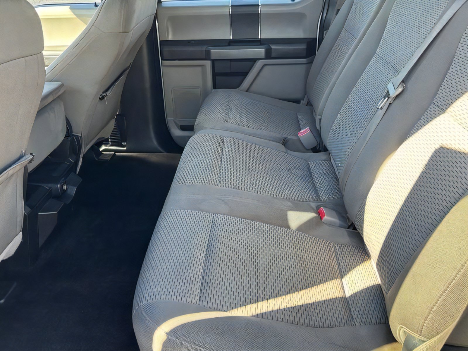 Used 2017 Ford F150 XLT AWD/4WD image 29