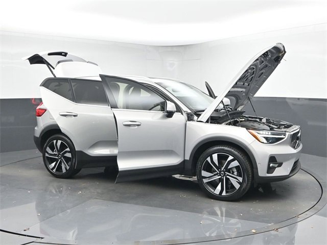 Used 2023 Volvo XC40 B5 Plus w/ Driver Assist Package image 52