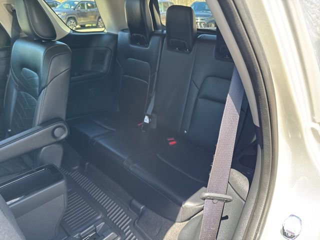Used 2023 Nissan Pathfinder Platinum AWD/4WD image 24