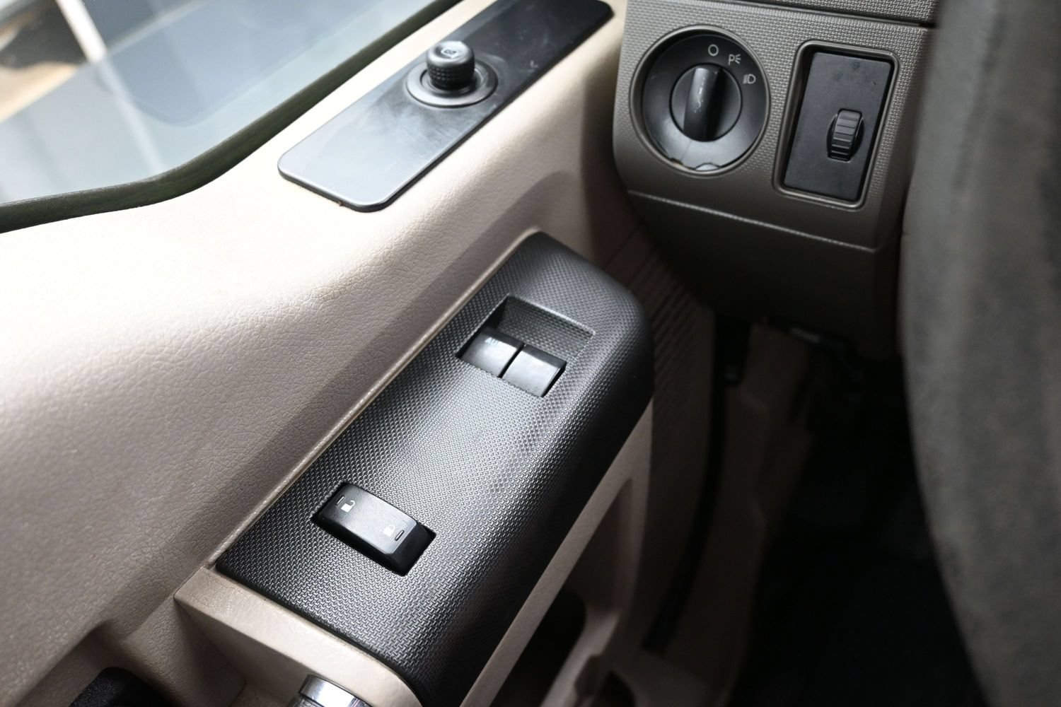 Used 2009 Ford F550 Luxury RWD image 20