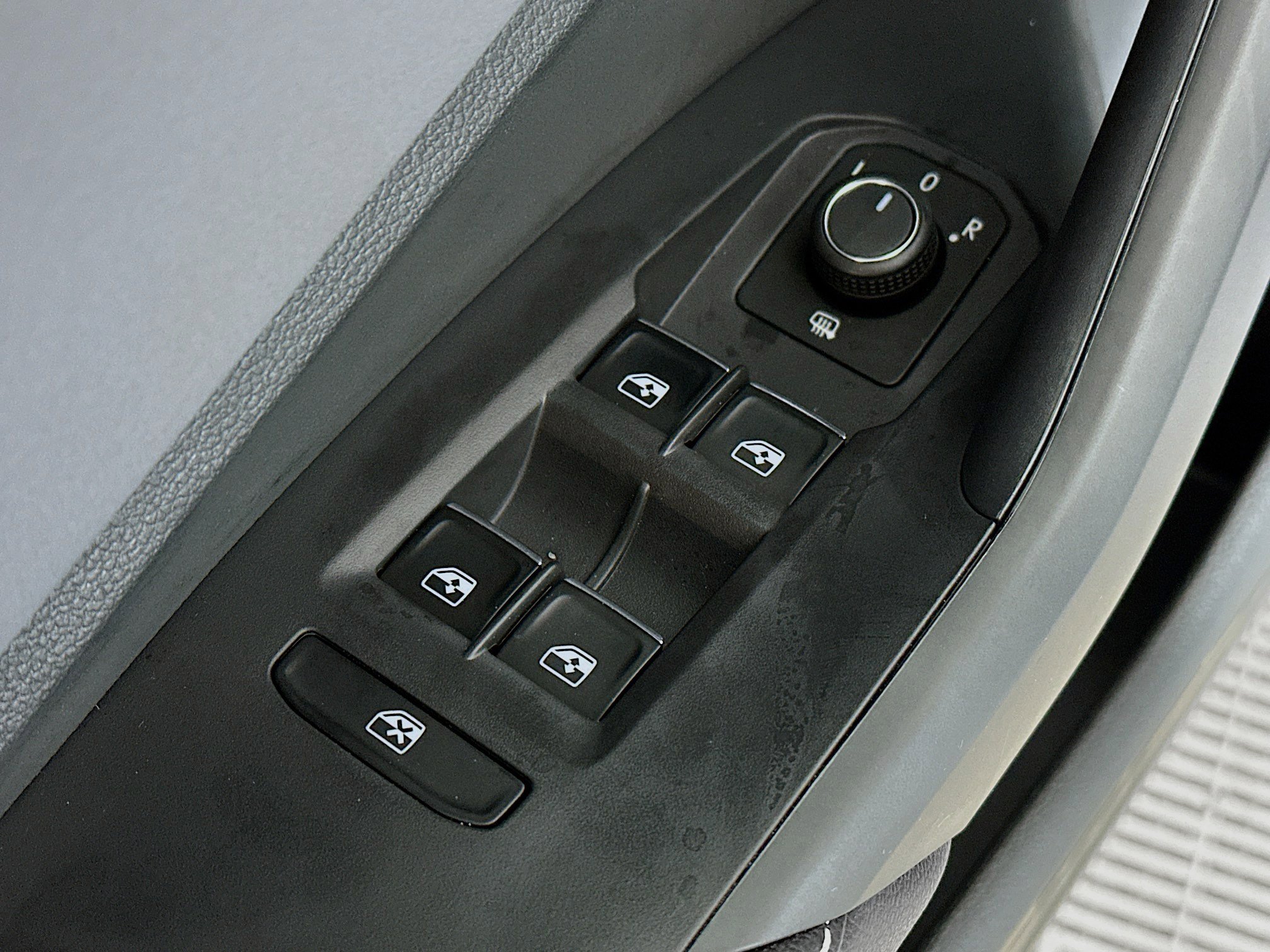 New 2026 Volkswagen Jetta SE image 17