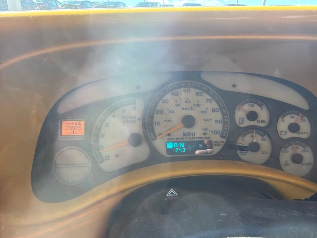 Used 2001 GMC Sierra 1500 SLE RWD image 3