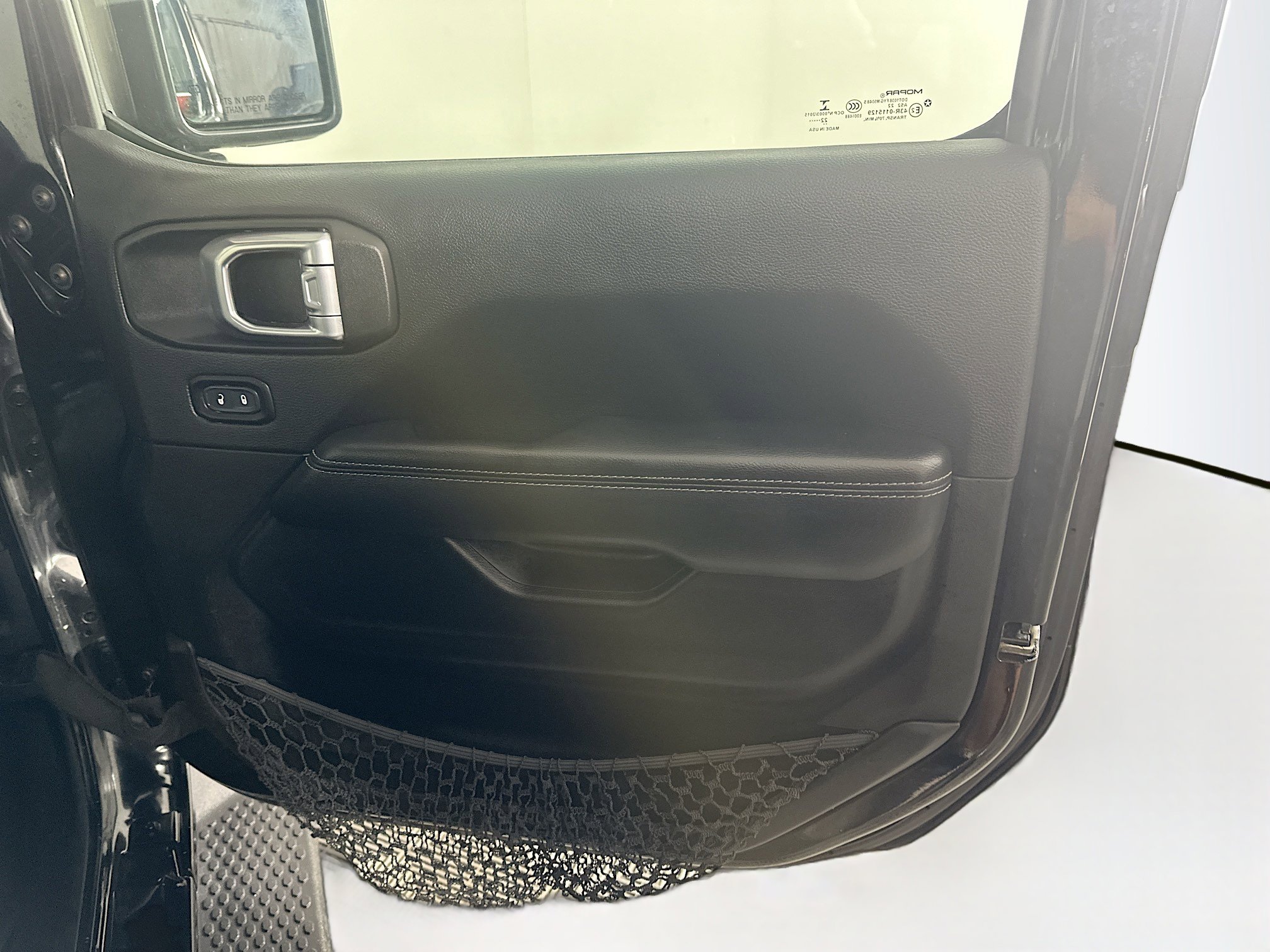 Used 2023 Jeep Wrangler Sahara w/ Cold Weather Group image 30