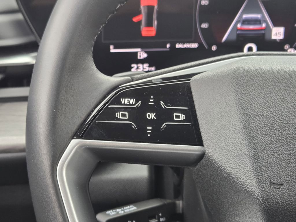 Certified 2025 Audi Q5 2.0T Premium image 36