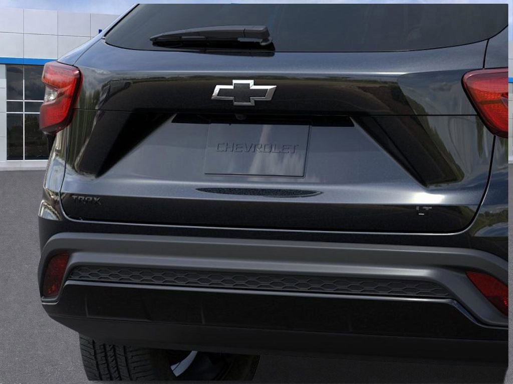 New 2026 Chevrolet Trax LT FWD image 14