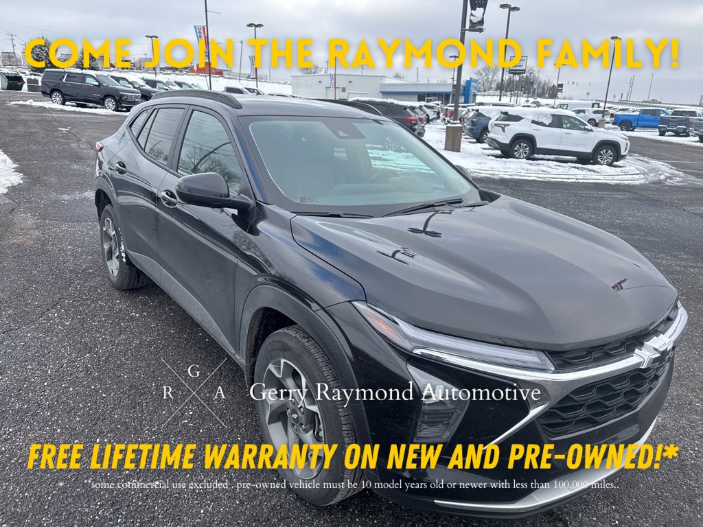 Used 2025 Chevrolet Trax LT w/ Driver Confidence Package