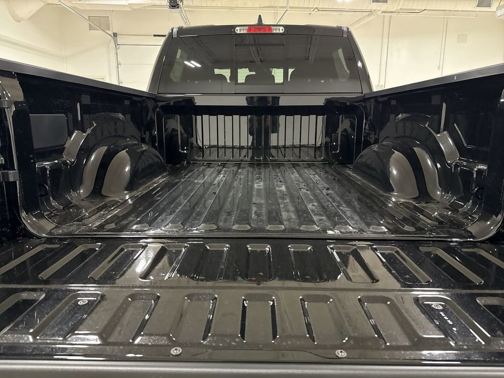 New 2026 RAM 1500 4x4 Crew Cab image 24
