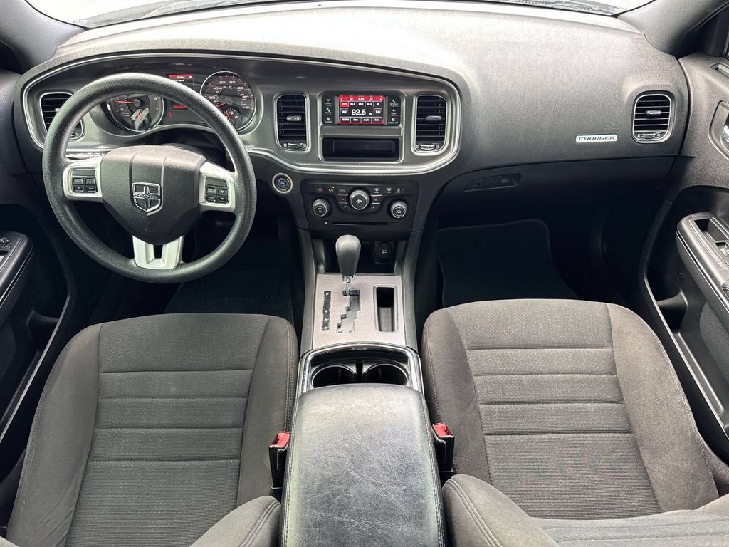 Used 2013 Dodge Charger SE RWD image 20