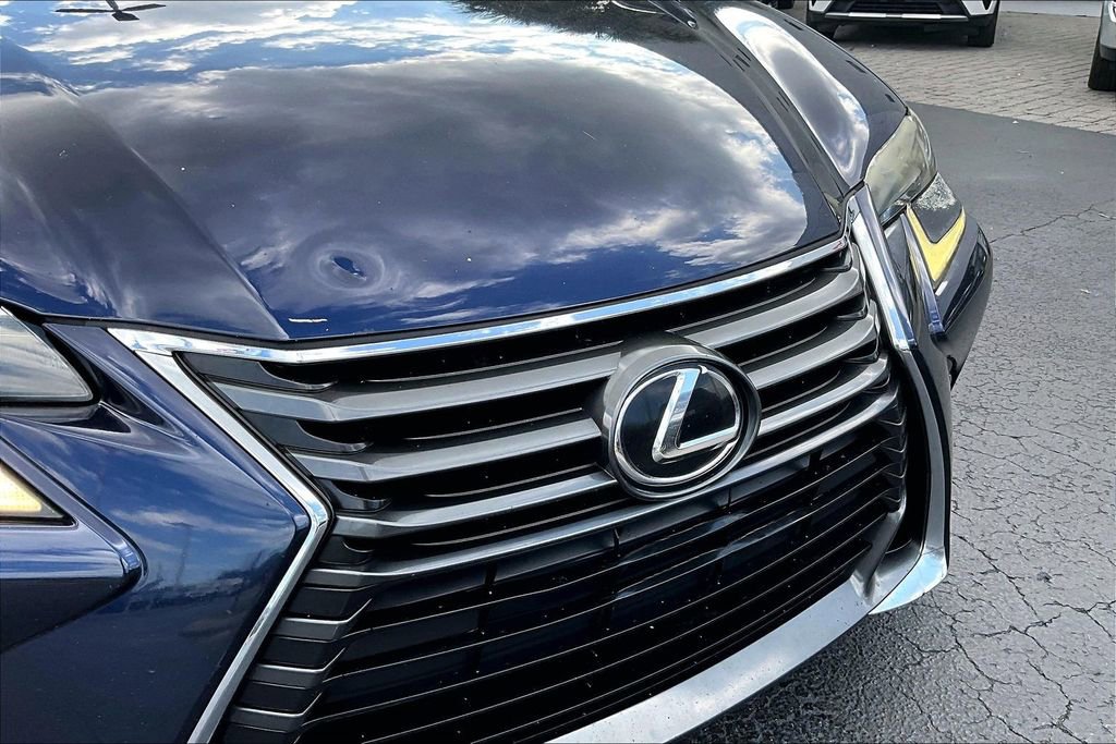 Used 2016 Lexus GS 200t image 31