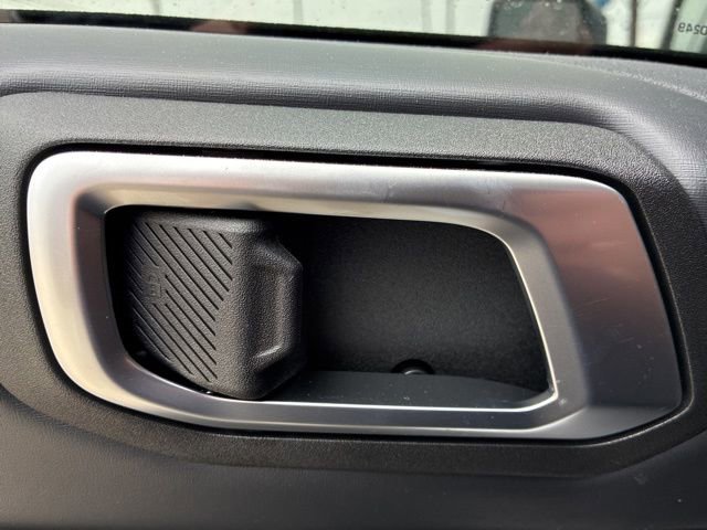 New 2025 Ford Bronco Badlands image 19