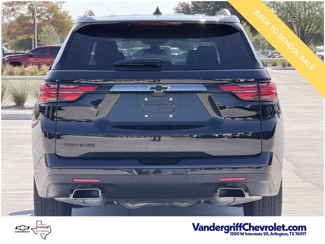 Used 2023 Chevrolet Traverse Premier w/ Redline Edition FWD image 5