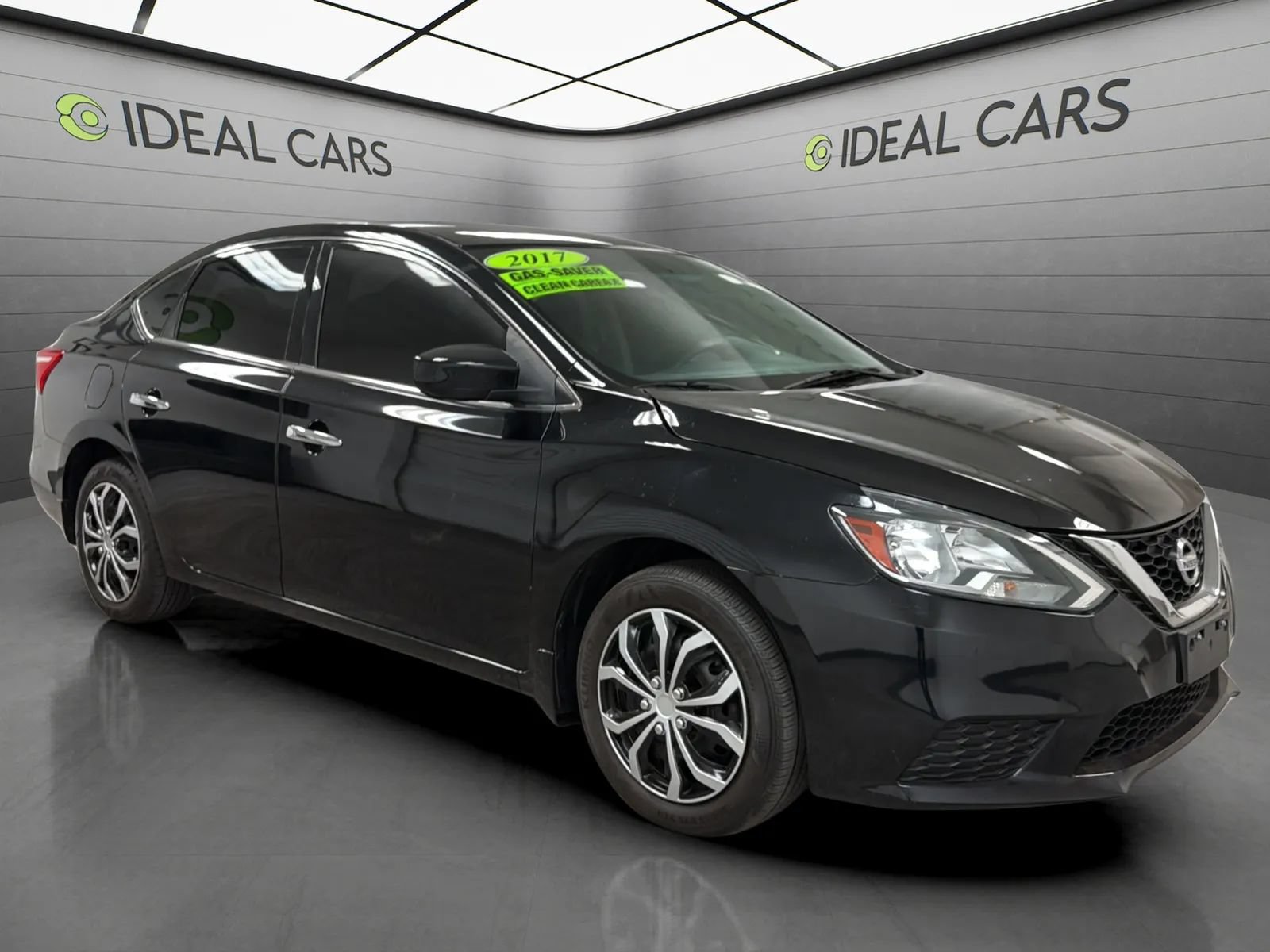 Used 2017 Nissan Sentra SV FWD image 2