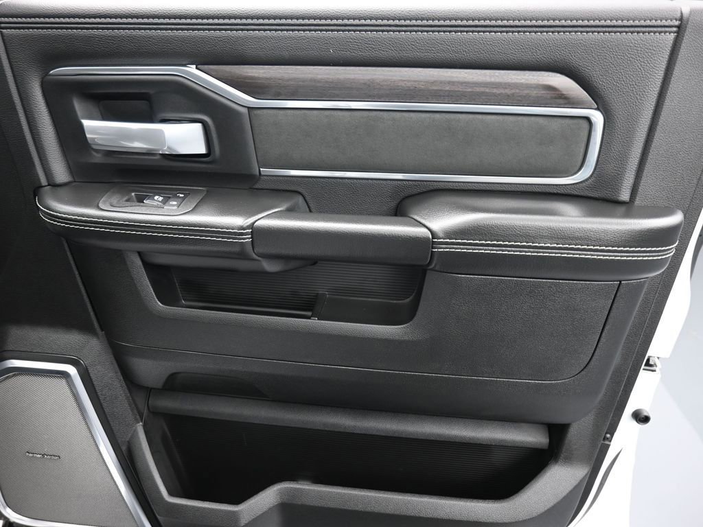 New 2025 RAM 2500 Laramie image 19