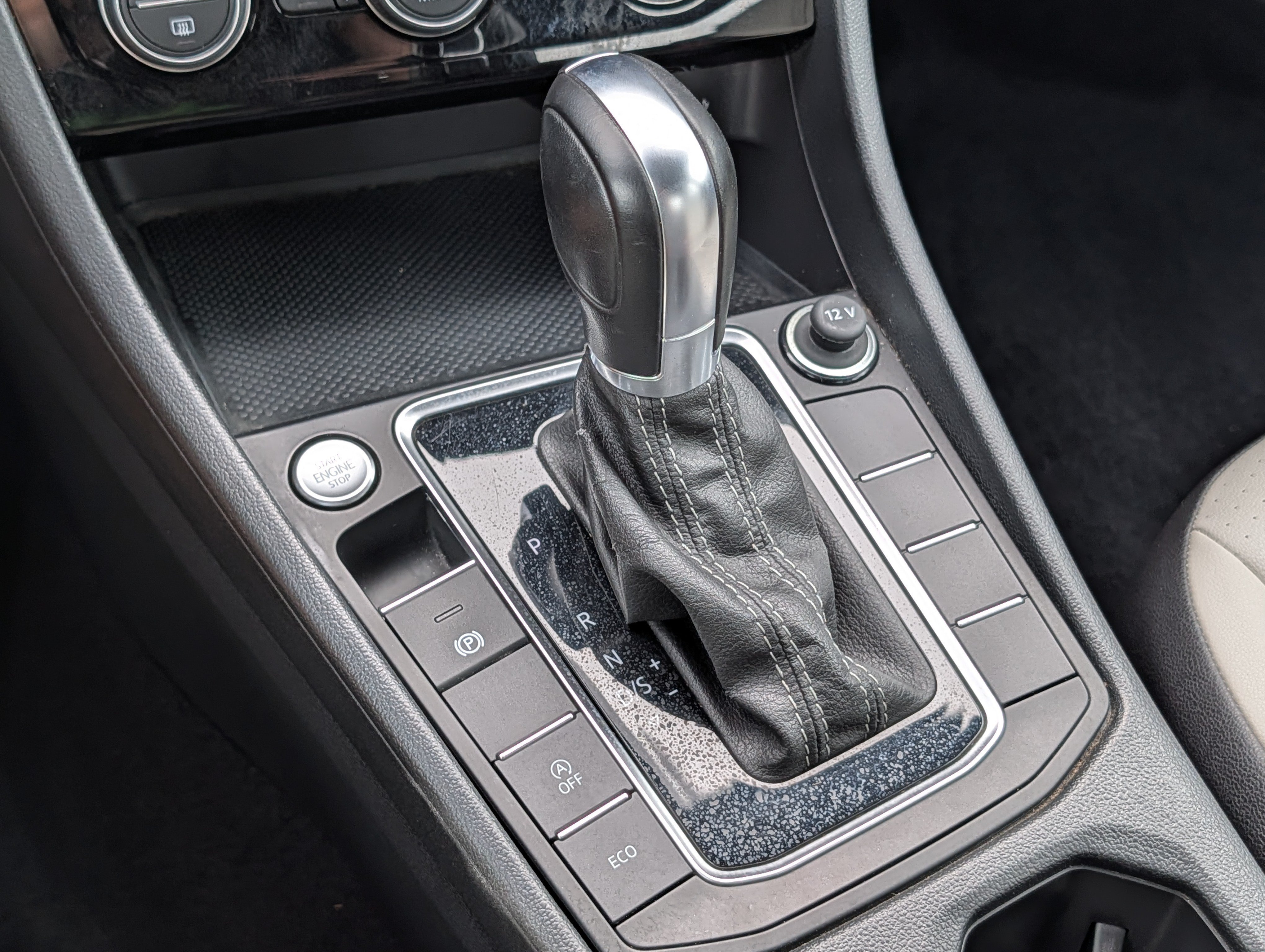 Used 2019 Volkswagen Jetta R-Line FWD image 24