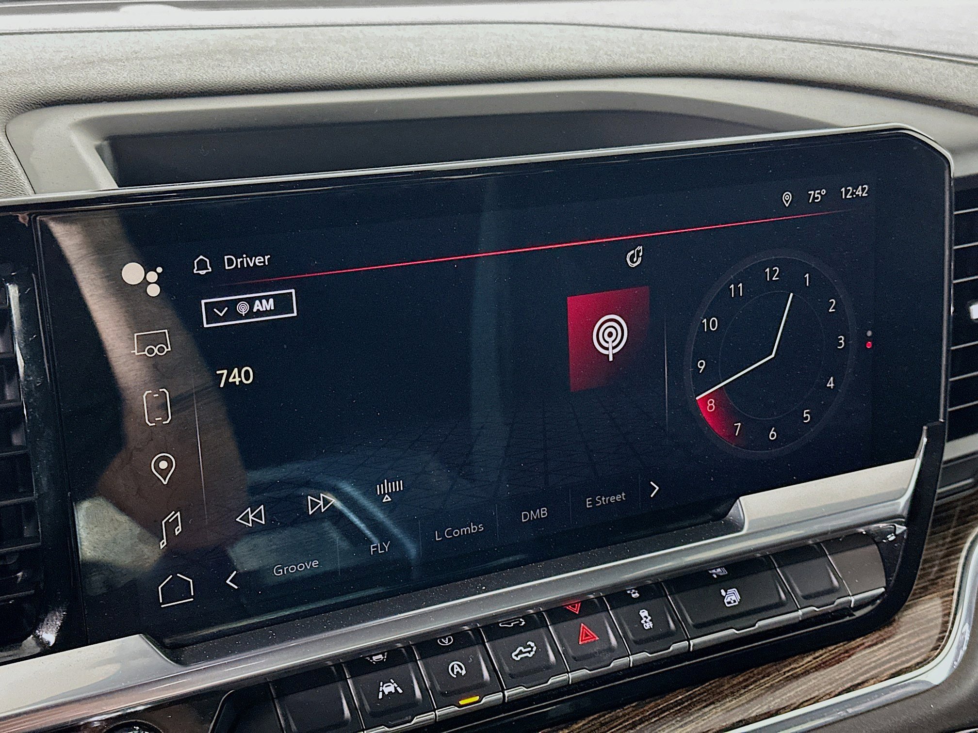 Used 2023 GMC Sierra 1500 SLE image 19