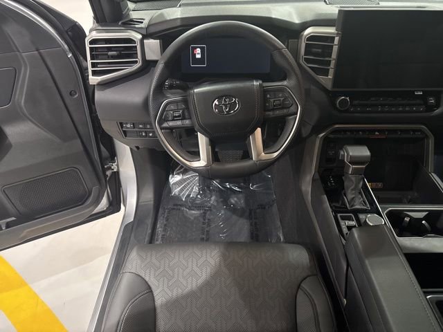 Used 2025 Toyota Tundra Limited image 21