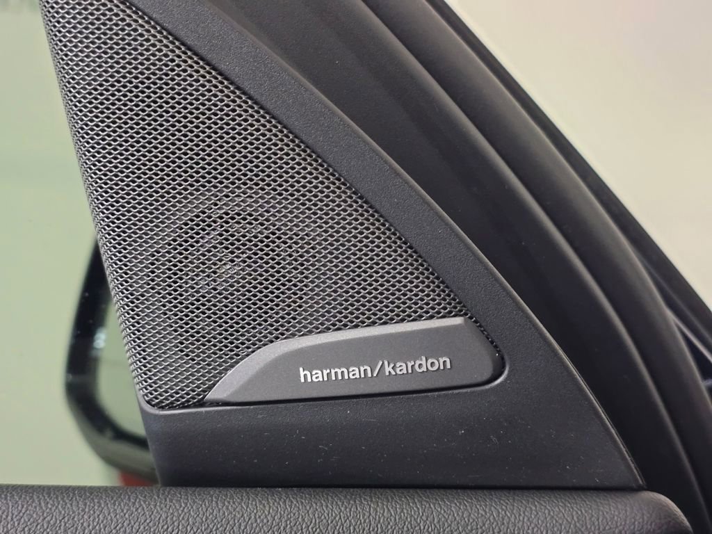 Certified 2023 BMW X4 xDrive30i w/ M Sport Package image 12