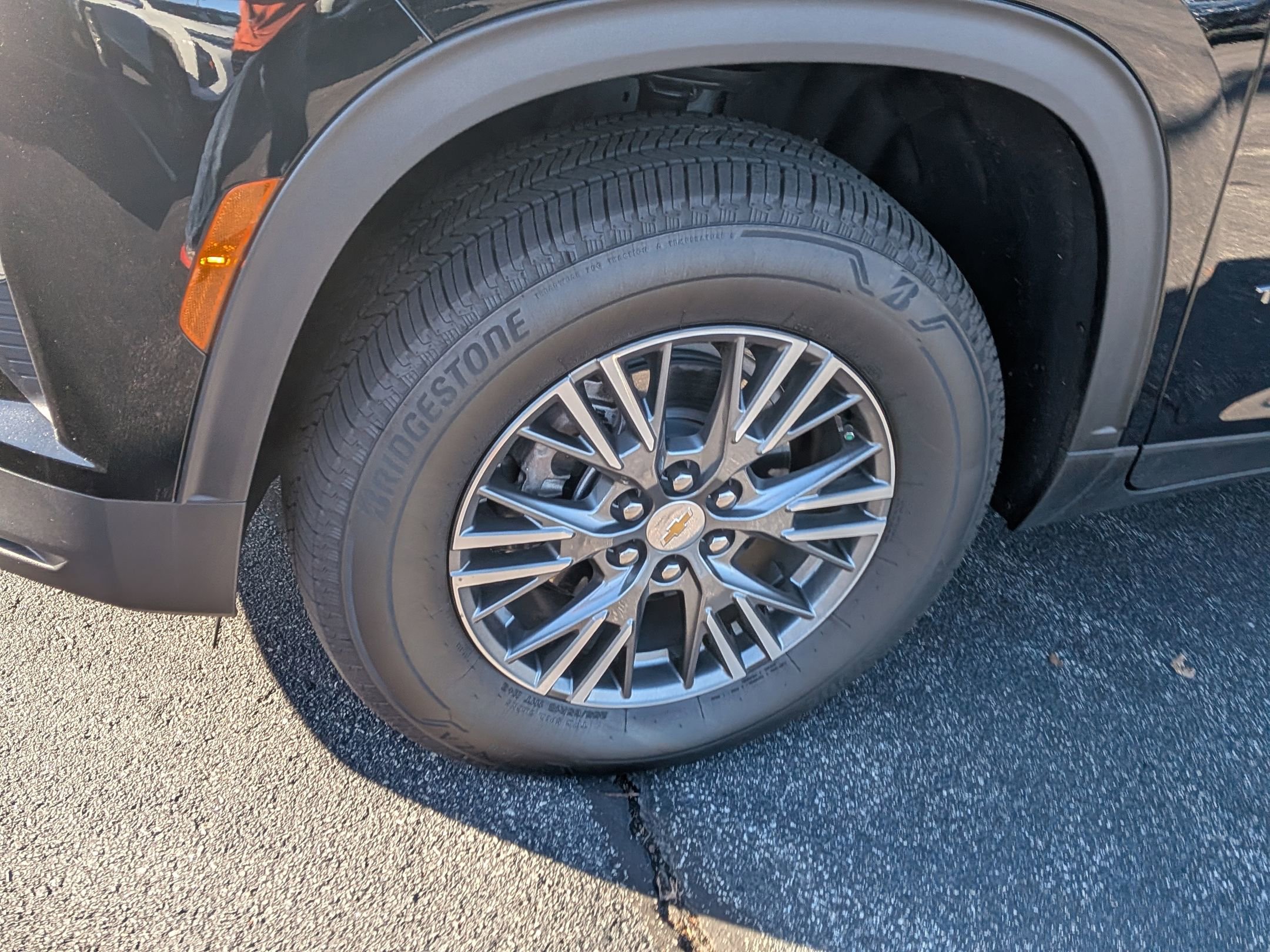 New 2026 Chevrolet Traverse LT w/ Driver Confidence Package image 11