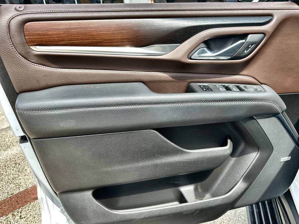 Used 2022 GMC Yukon Denali w/ Max Trailering Package image 21