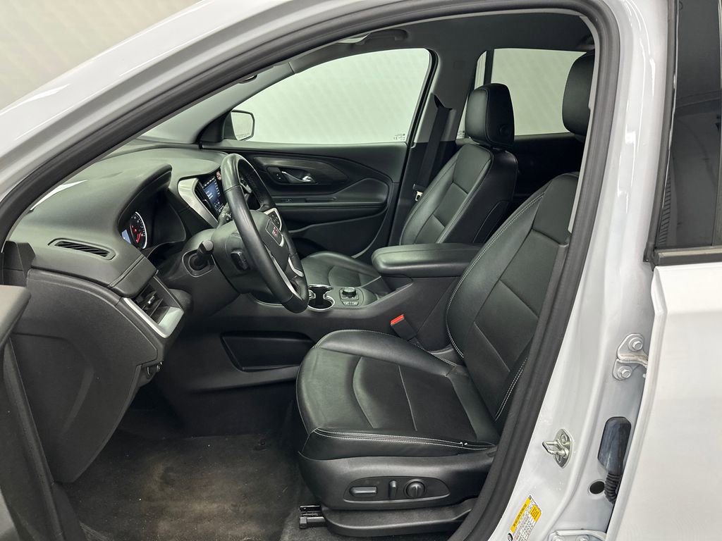 Used 2024 GMC Terrain SLT FWD image 9