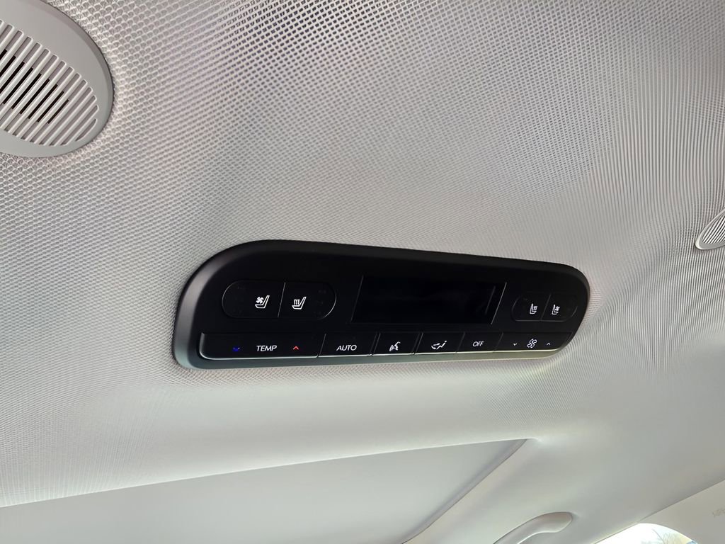 Used 2026 Hyundai Palisade SEL image 25