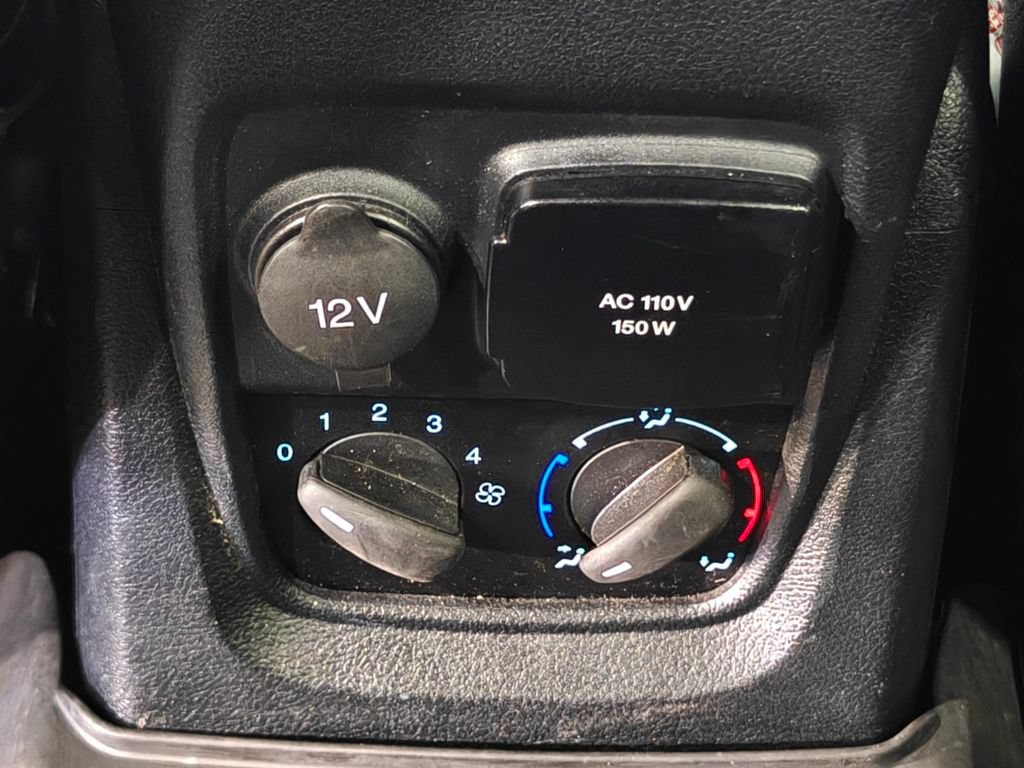Used 2020 Ford Transit Connect XLT FWD image 24