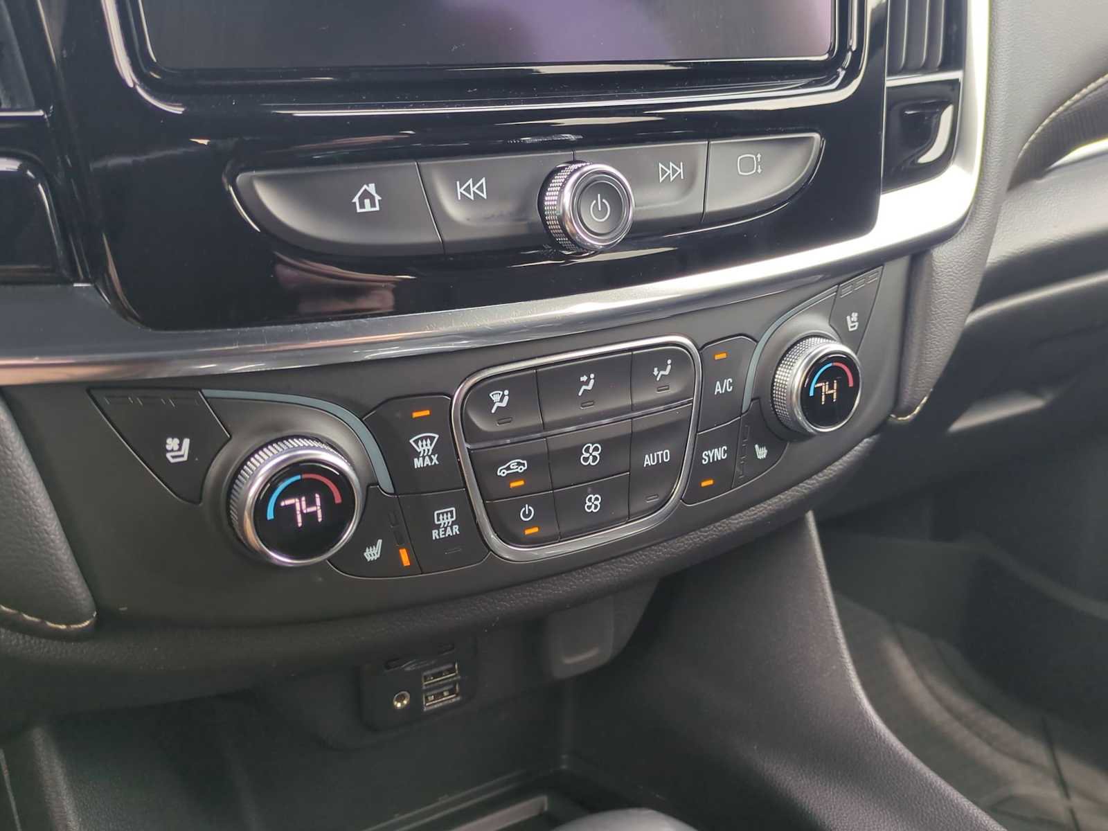 Used 2023 Chevrolet Traverse Premier w/ LPO, Floor Liner Package image 18