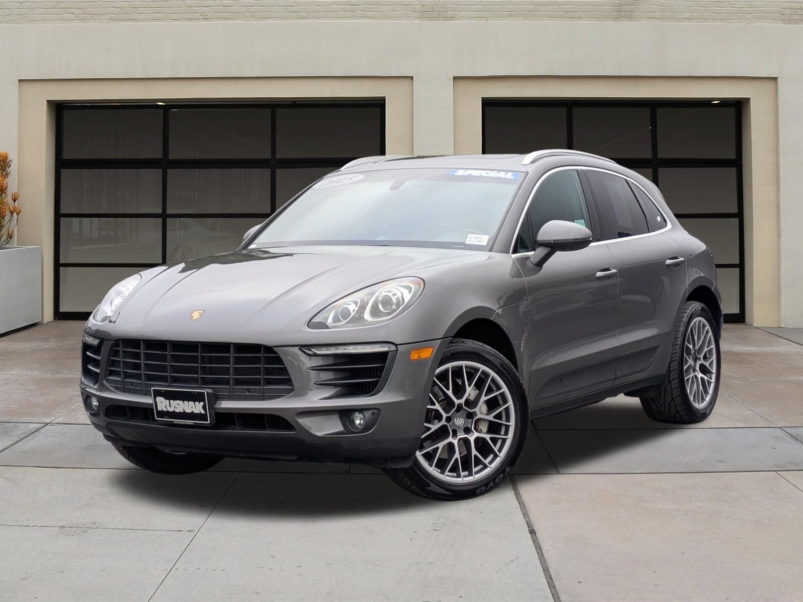 Used 2015 Porsche Macan S AWD/4WD image 3