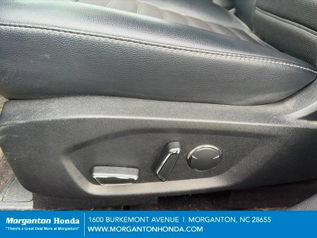 Used 2018 Ford Fusion SE w/ Equipment Group 201A FWD image 14
