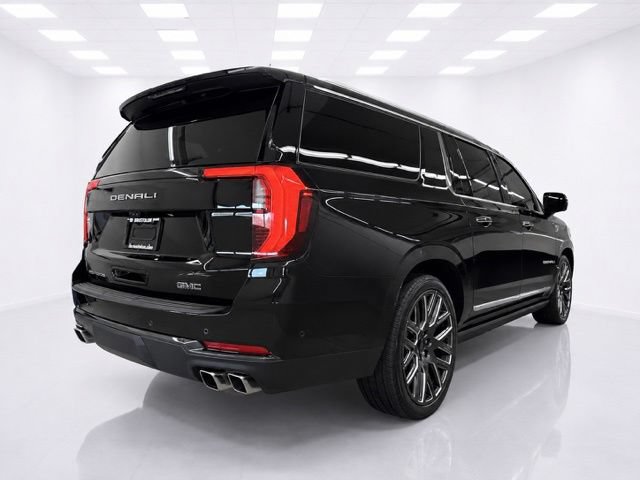 Used 2026 GMC Yukon XL Denali Ultimate AWD/4WD image 6