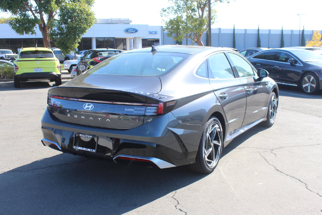 New 2026 Hyundai Sonata SEL FWD image 7