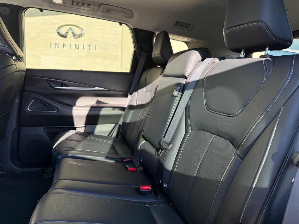 Certified 2024 INFINITI QX60 Sensory w/ Cargo Package AWD/4WD image 10