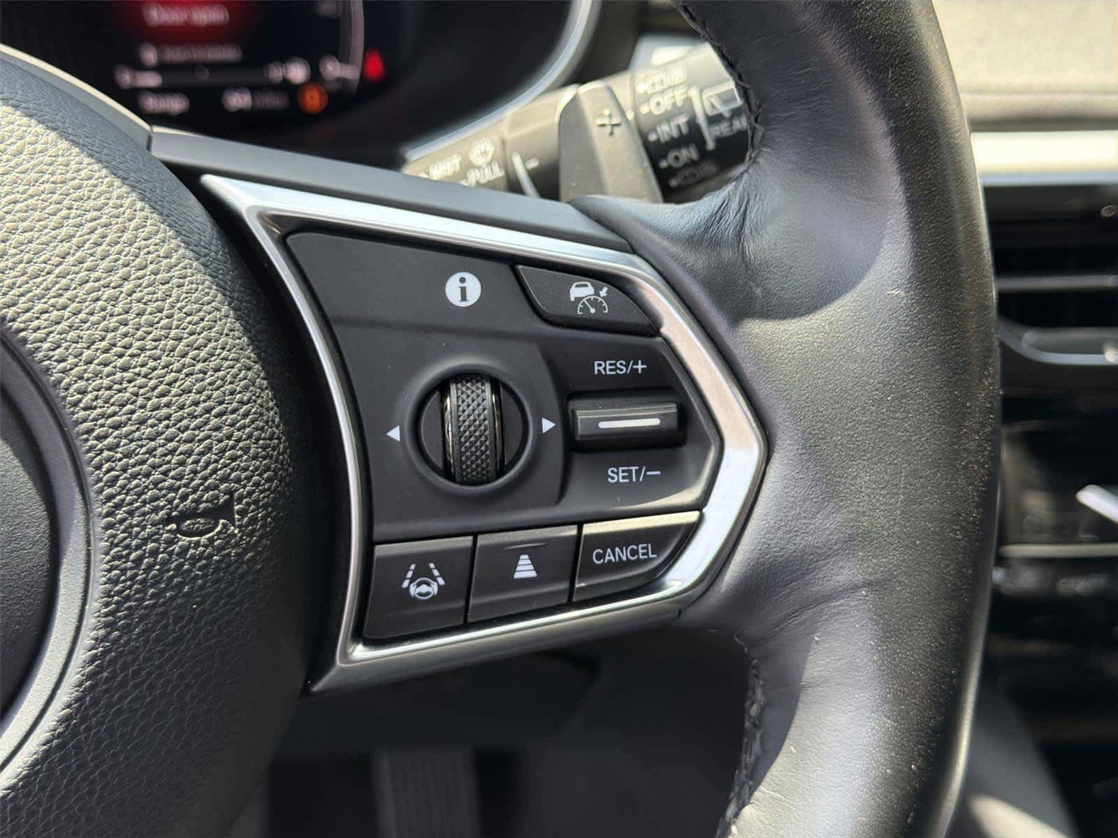 Certified 2023 Acura MDX SH-AWD w/ Technology Package image 35