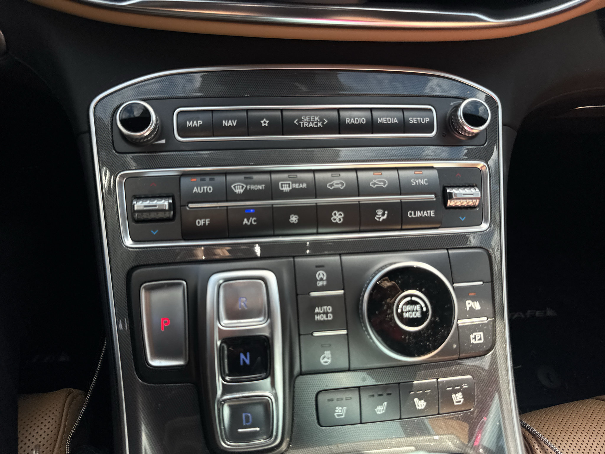 Used 2022 Hyundai Santa Fe Calligraphy FWD image 15