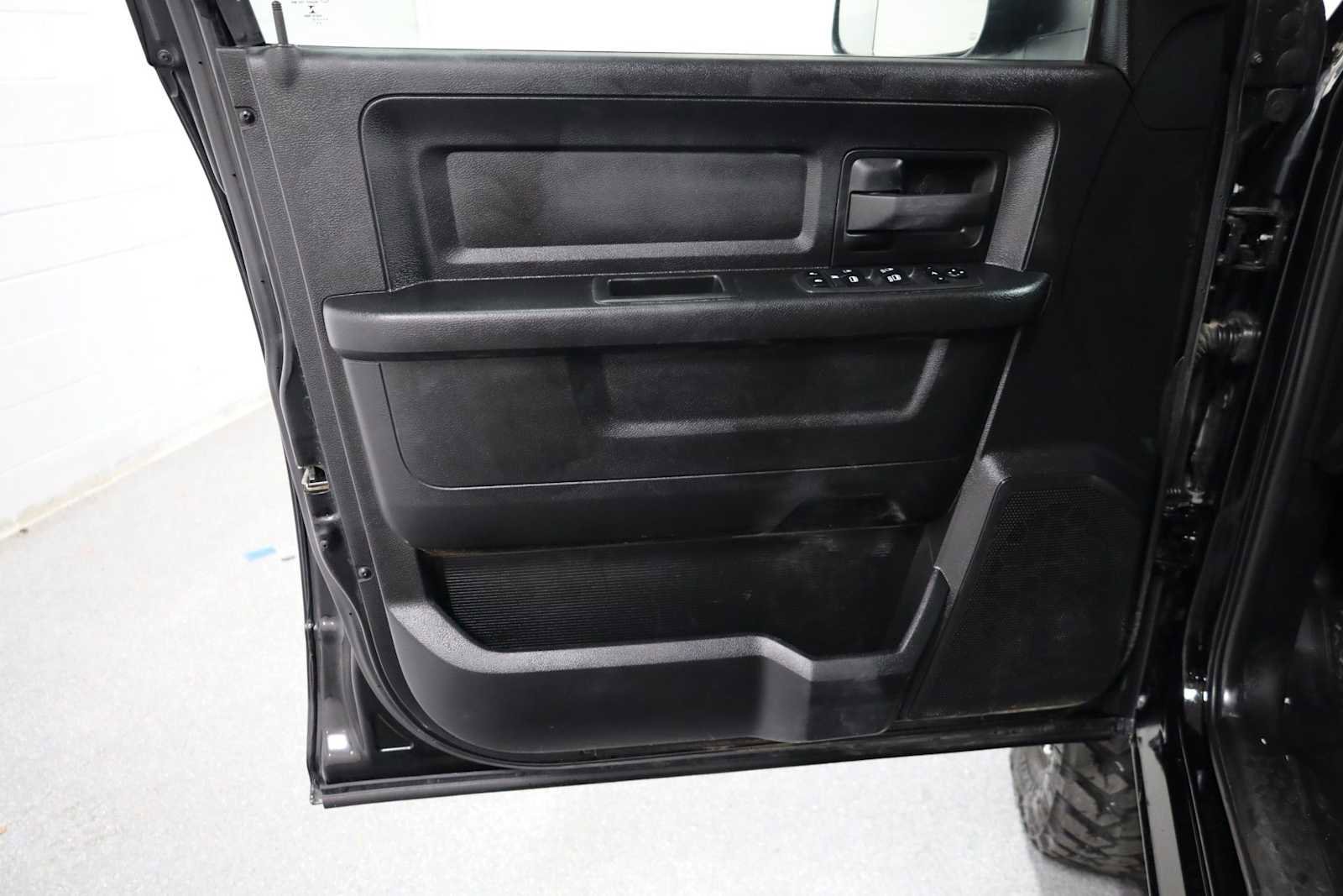 Used 2021 RAM 2500 Tradesman image 16