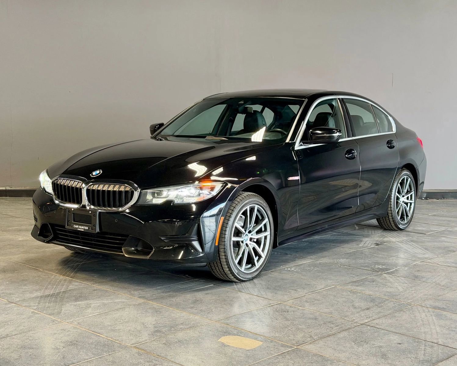 Used 2019 BMW 330i xDrive Sedan w/ Driving Assistance Package AWD/4WD image 1