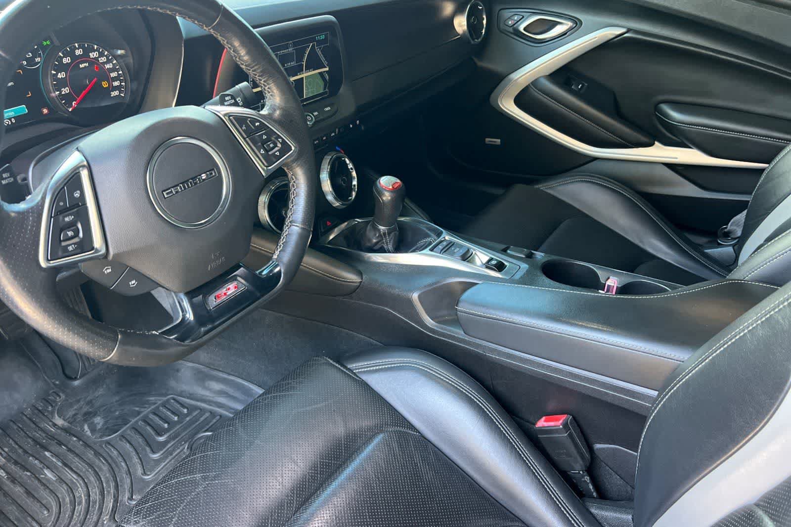 Used 2016 Chevrolet Camaro SS RWD image 14