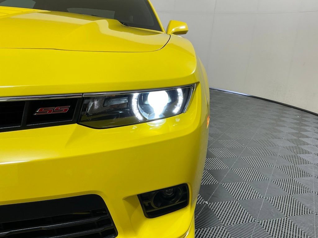 Used 2015 Chevrolet Camaro SS RWD image 8