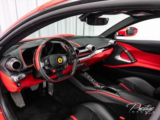 Used 2020 Ferrari 812 Superfast RWD image 26