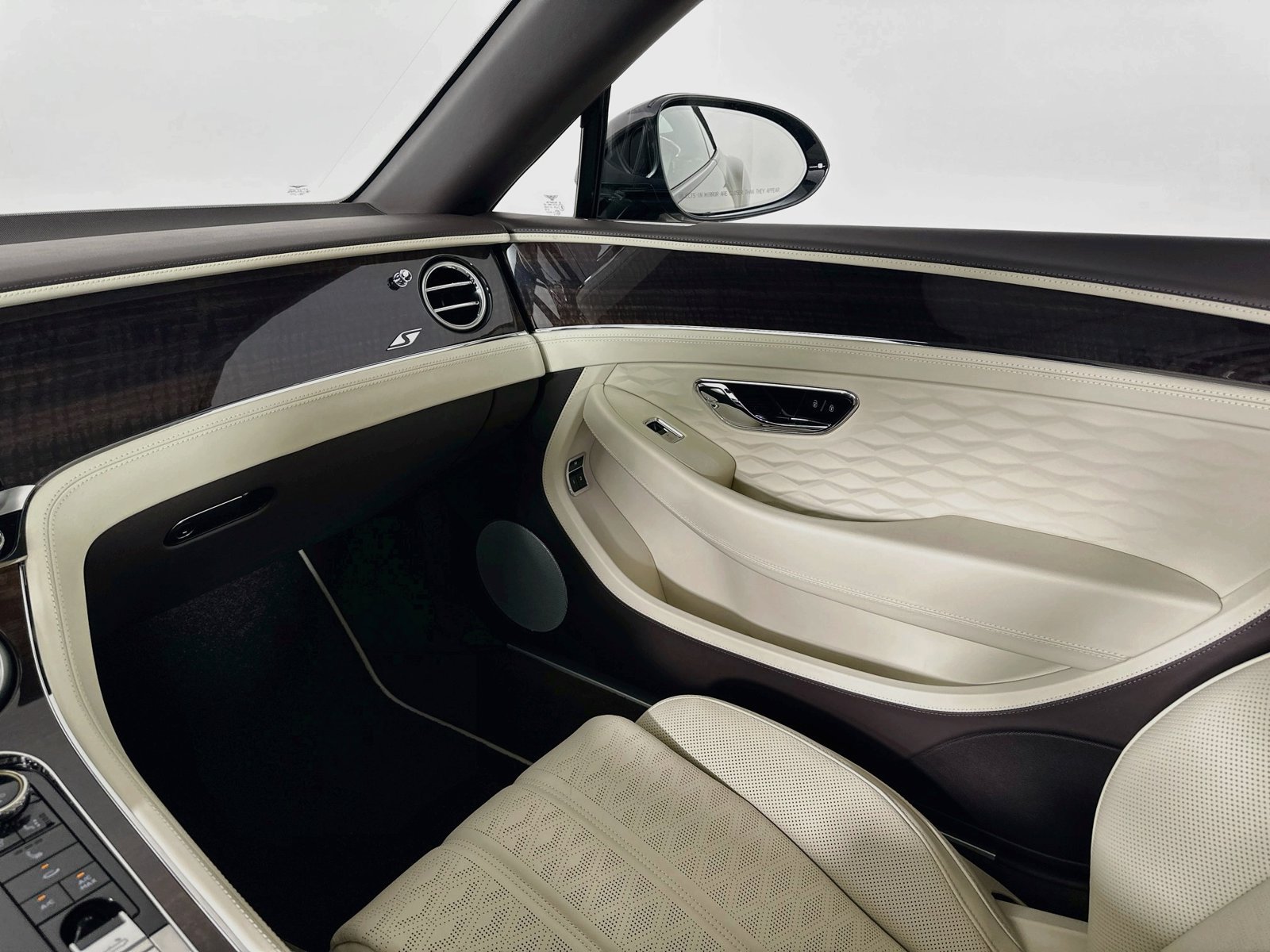 New 2026 Bentley Continental GT AWD/4WD image 25