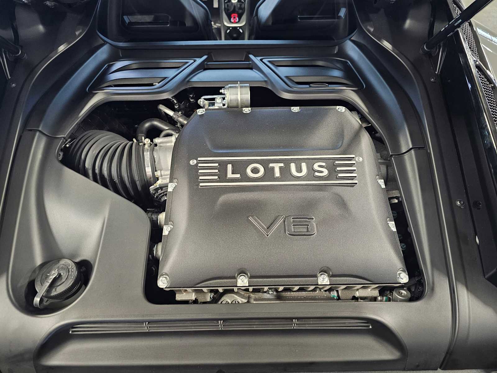 Used 2024 Lotus Emira First Edition image 9