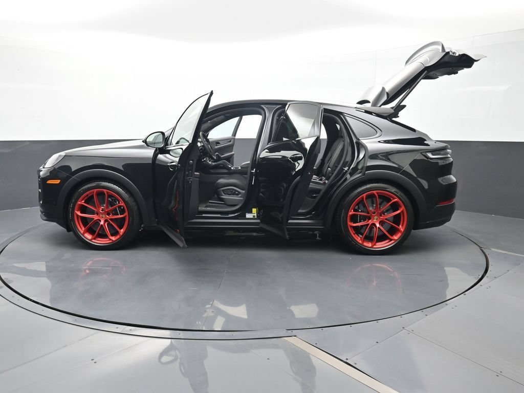 New 2026 Porsche Cayenne Turbo GT AWD/4WD image 30