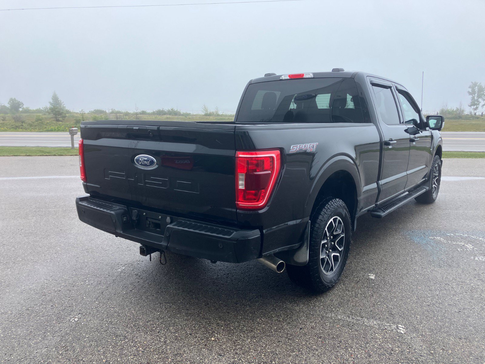 Used 2023 Ford F150 XLT w/ Equipment Group 302A High AWD/4WD image 5
