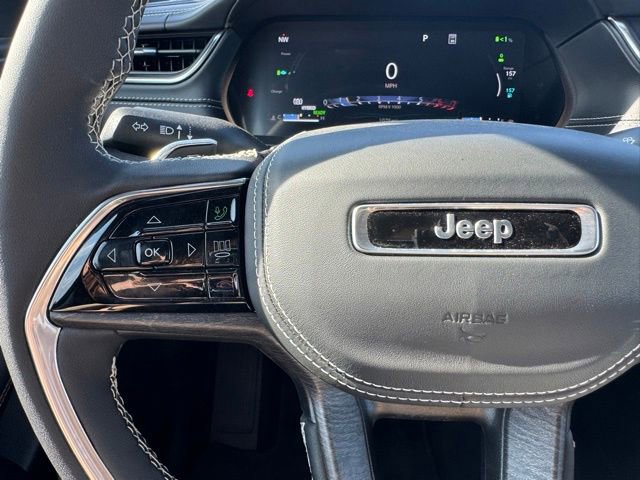 Certified 2025 Jeep Grand Cherokee Overland AWD/4WD image 29