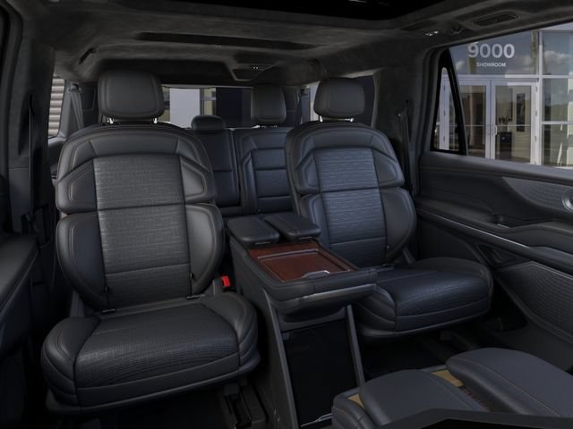 New 2025 Lincoln Navigator L Black Label AWD/4WD image 29